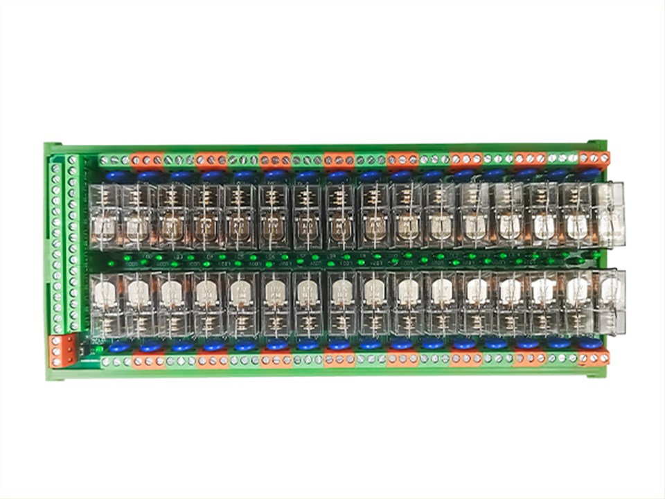 通用型继电器模组(SMD-32DO-1CO-DRY-24VDC)