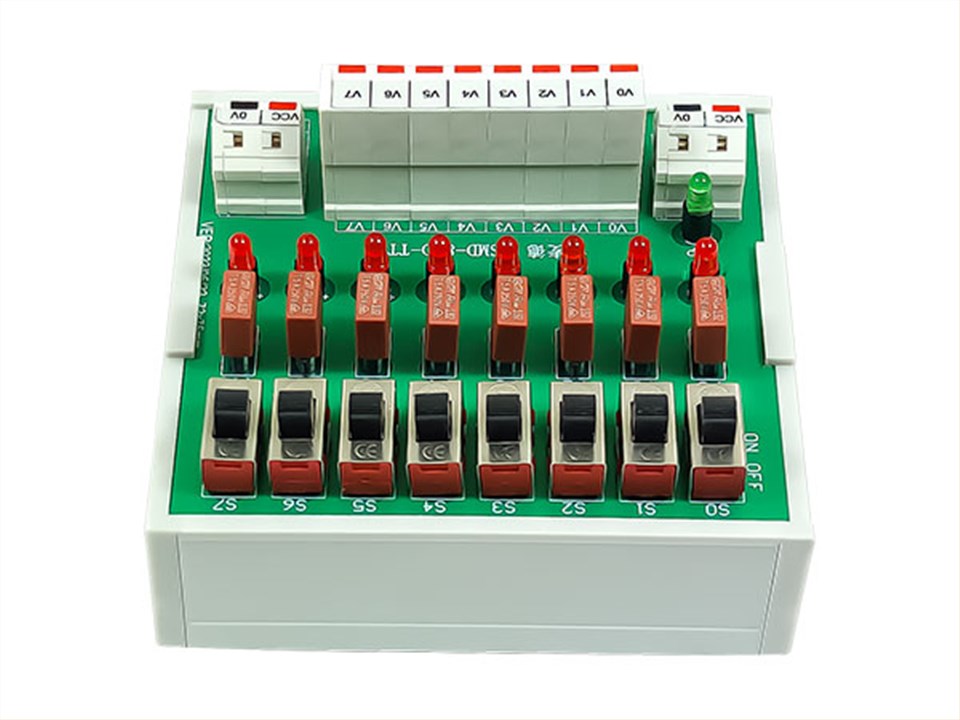 直插式电源分配端子台带开关SMD-8PD-TT-1