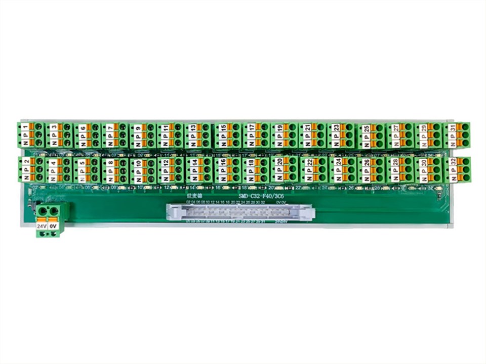 SMD-C32-F40-3C6