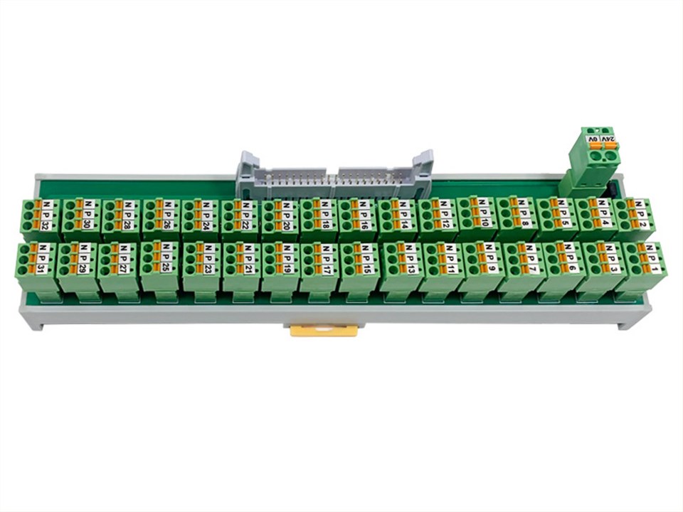 SMD-C32-F40-3C6
